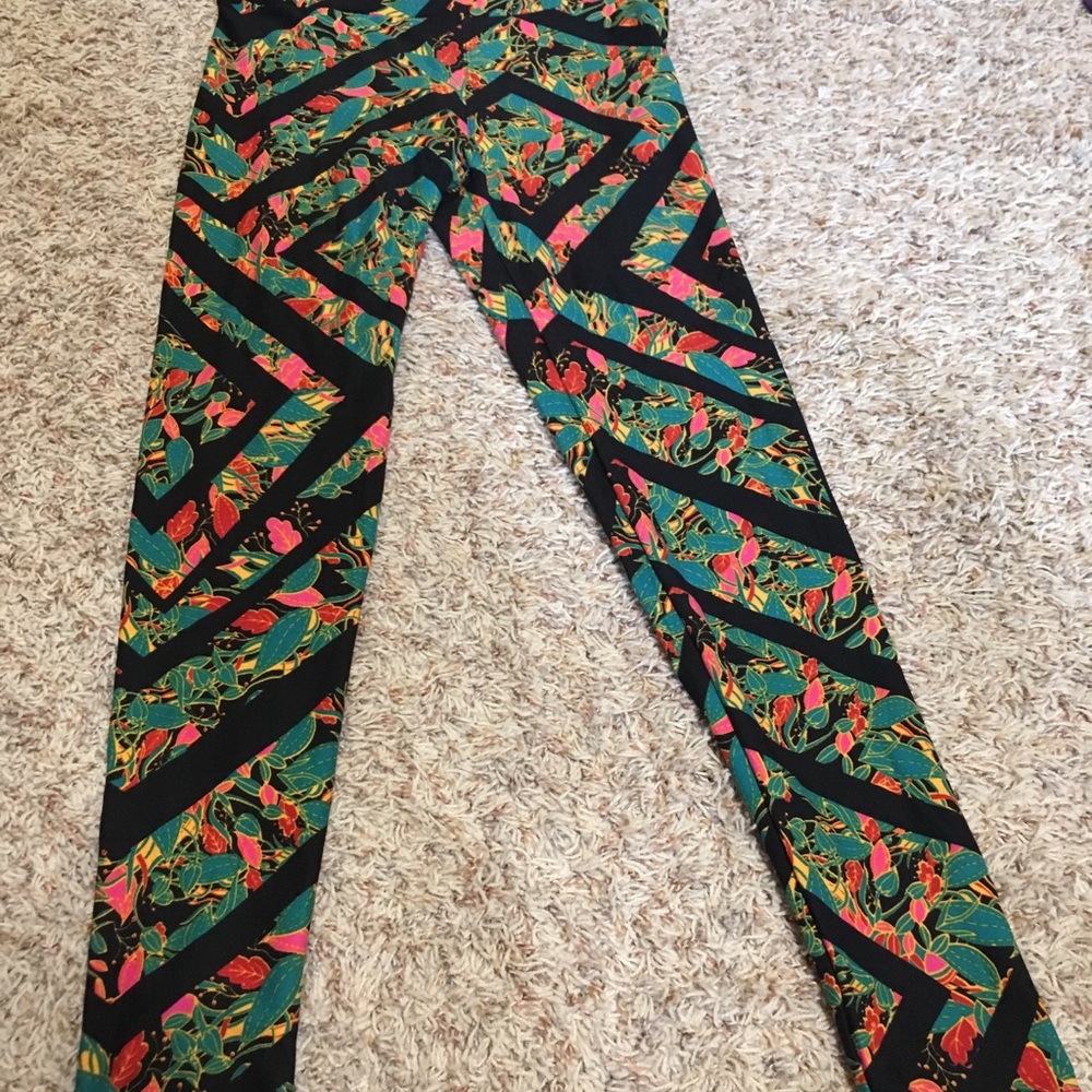 Lula roe leggings